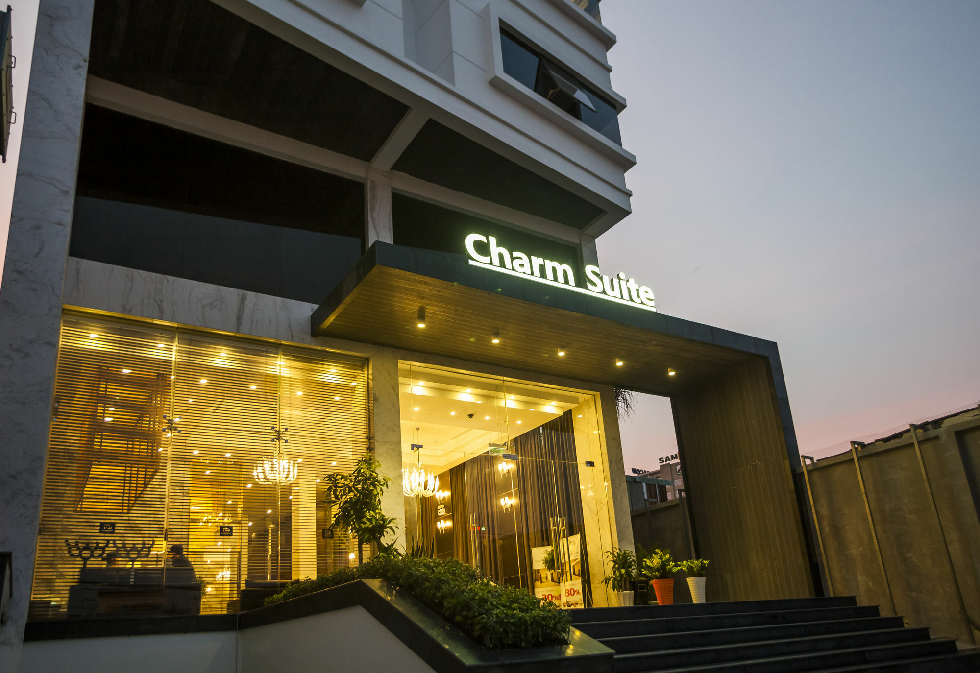 הו צ'י מין סיטי Charm Suite Residence Saigon מראה חיצוני תמונה