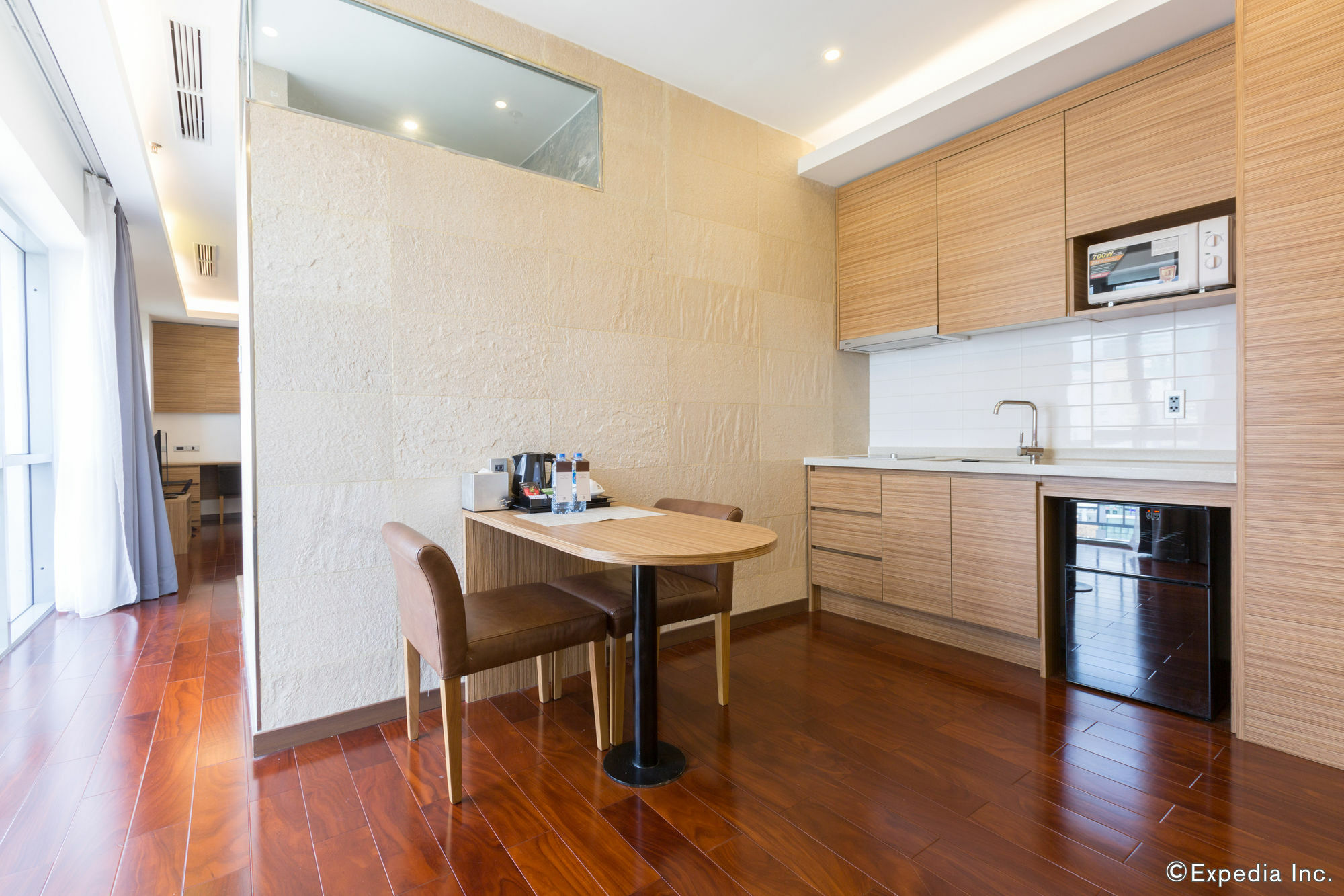 הו צ'י מין סיטי Charm Suite Residence Saigon מראה חיצוני תמונה